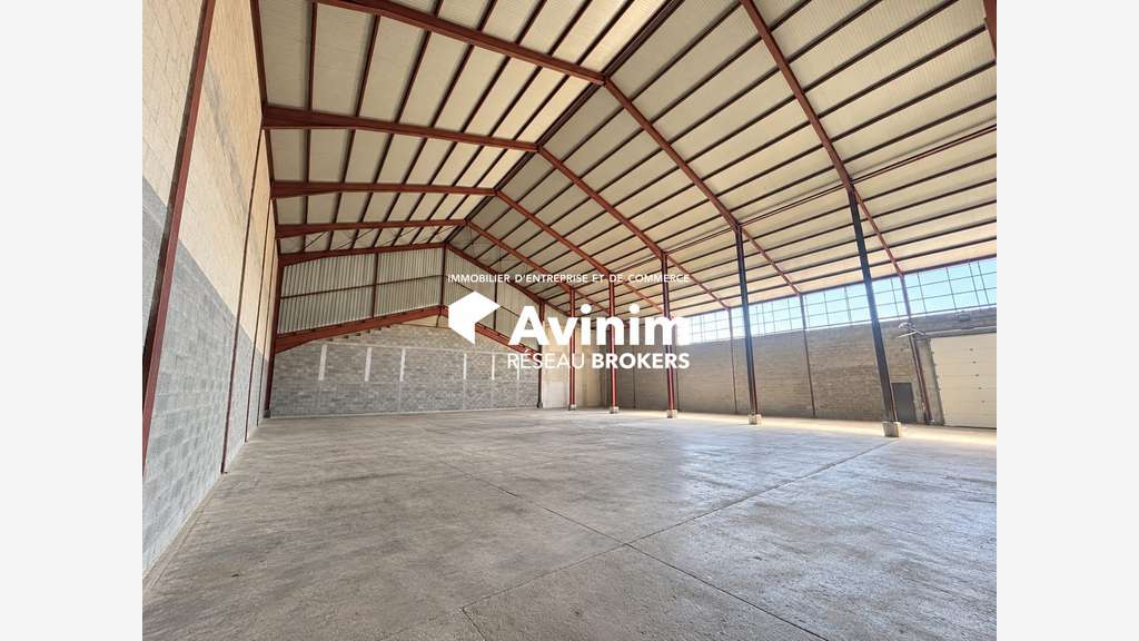 Immobilier Professionnel à vendre Vuillecin