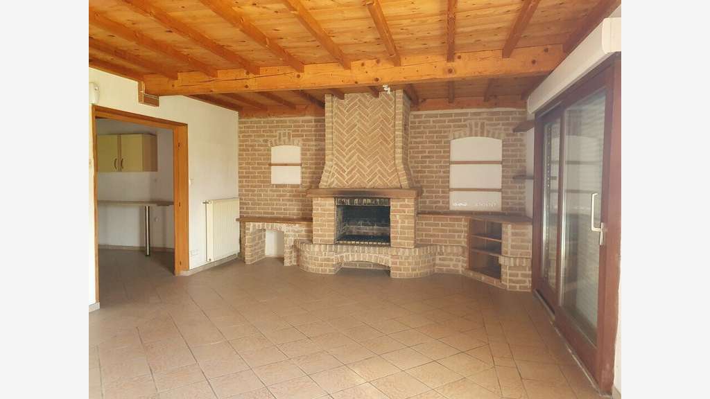 Local d'activité 300m² à vendre à Wavrans (62)