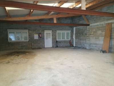 Local d'activité 300m² à vendre à Wavrans (62)