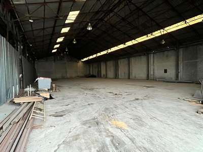 AV entrepôt local industriel 2000m² Yzeure-Moulins