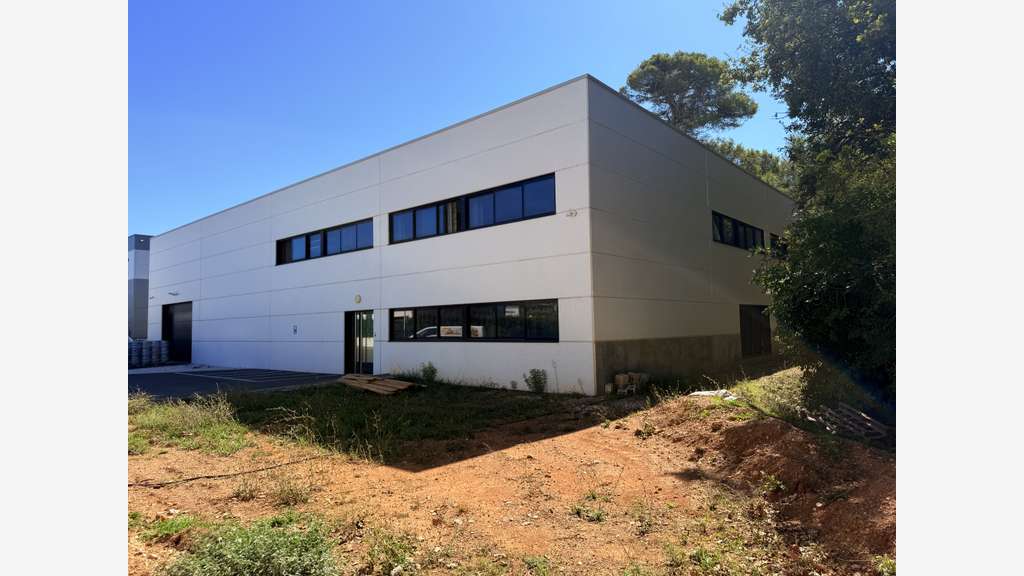 Vente local d'activité à Hyères ZI Saint-Martin