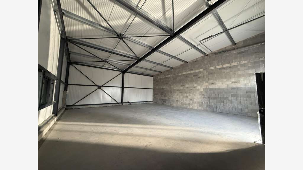 Vente local activité neuf  120m² à Lons Induspal 