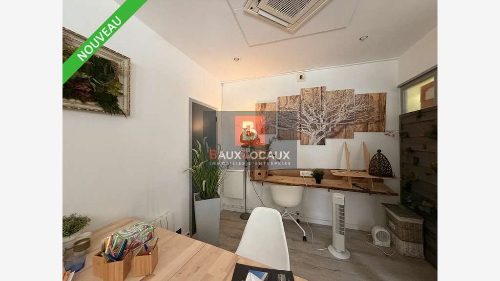 Local atypique 193m² à vendre à Avignon Montfavet