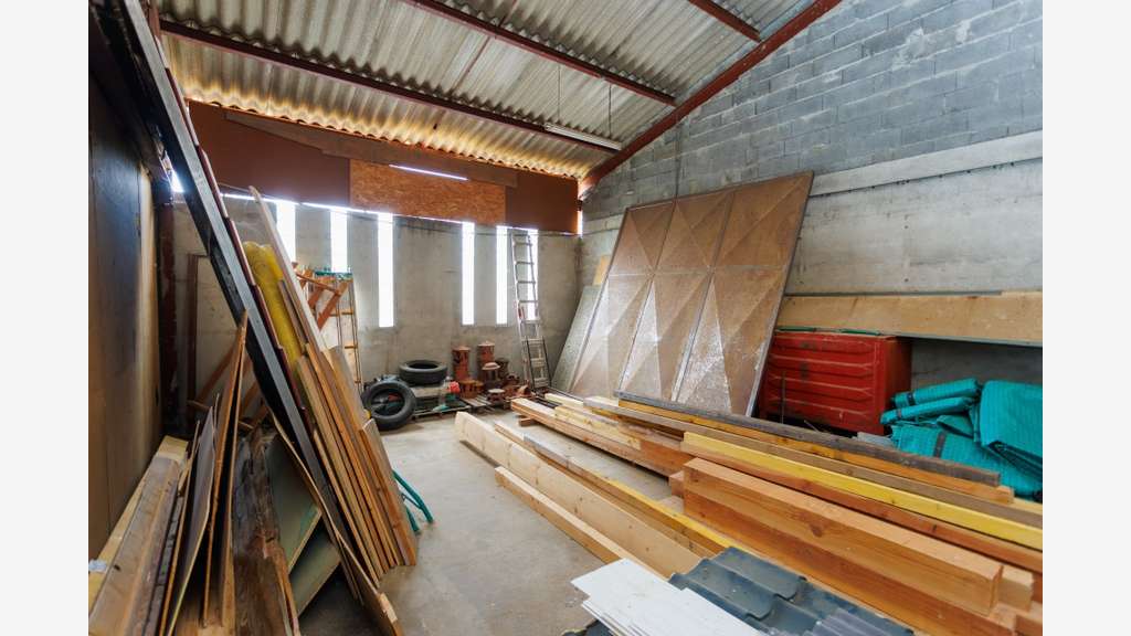 SCI local avec atelier à vendre à Saint-Agnan