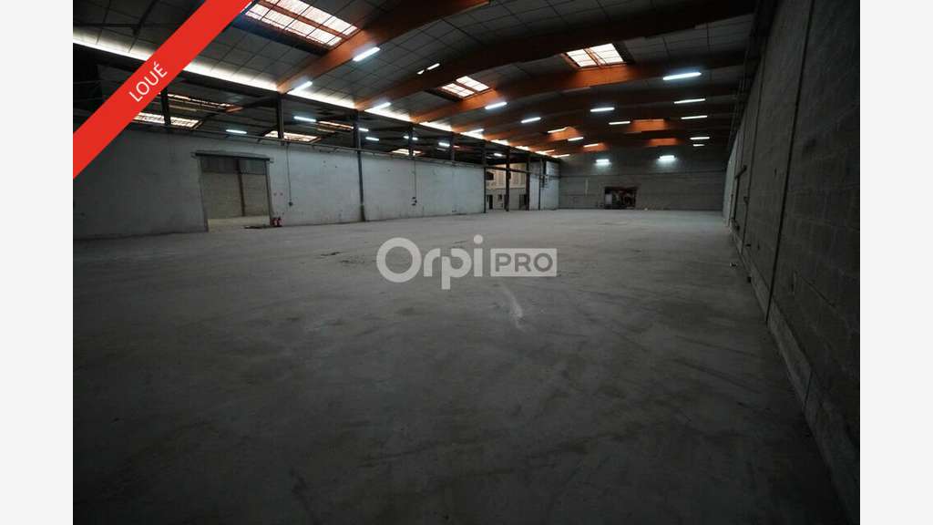 Local d'activité 1000m² à vendre secteur Dijon Est
