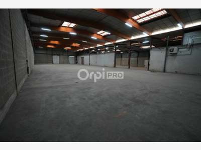 Local d'activité 1000m² à vendre secteur Dijon Est