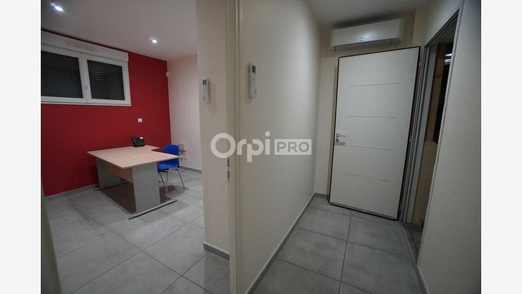 Local d'activité 1250m² à vendre secteur Dijon Est