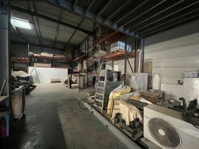 Vente local d'activité de 657m² à Langon prox A62