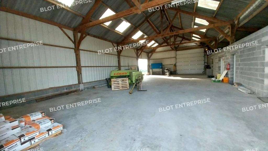 A vendre local d'activités 410m² à Cherrueix