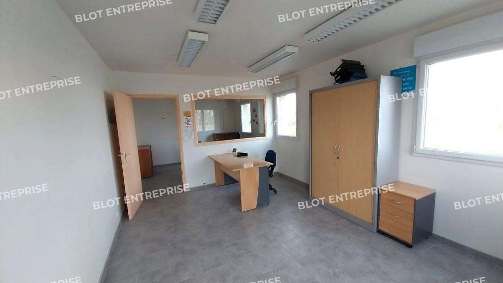 A vendre local d'activités 410m² à Cherrueix