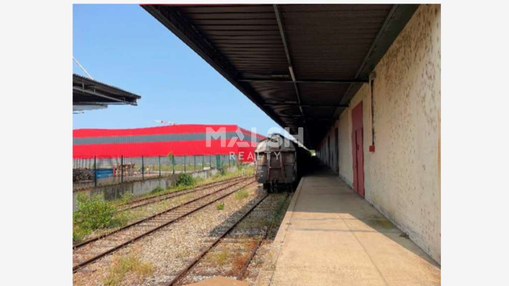 Vente local d'activité 2009m² St-Quentin-Fallavier
