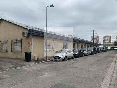 Vente local d'activités 2005m² à Villeurbanne