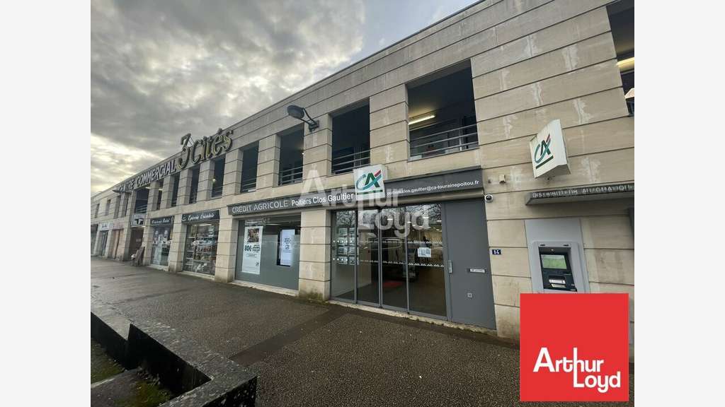 Cellules commerciales R+1 à vendre à Poitiers
