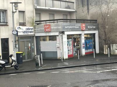 Vente Locaux commerciaux - Boutiques à Angoulême