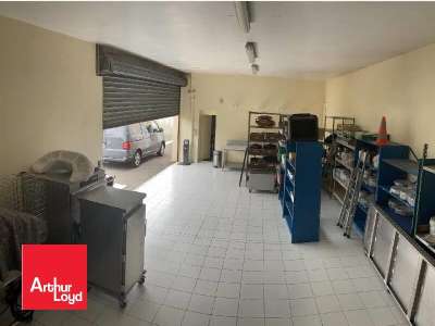 A vendre local commercial de 120m² à Châteaudun