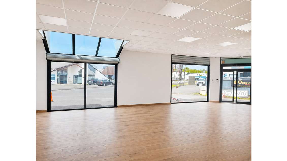 A vendre local commercial 120m² à Auray Ouest