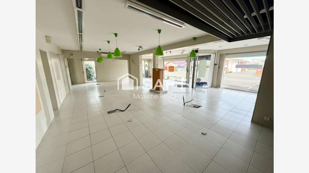 Local 190m² avec parking 10 places à Marmande
