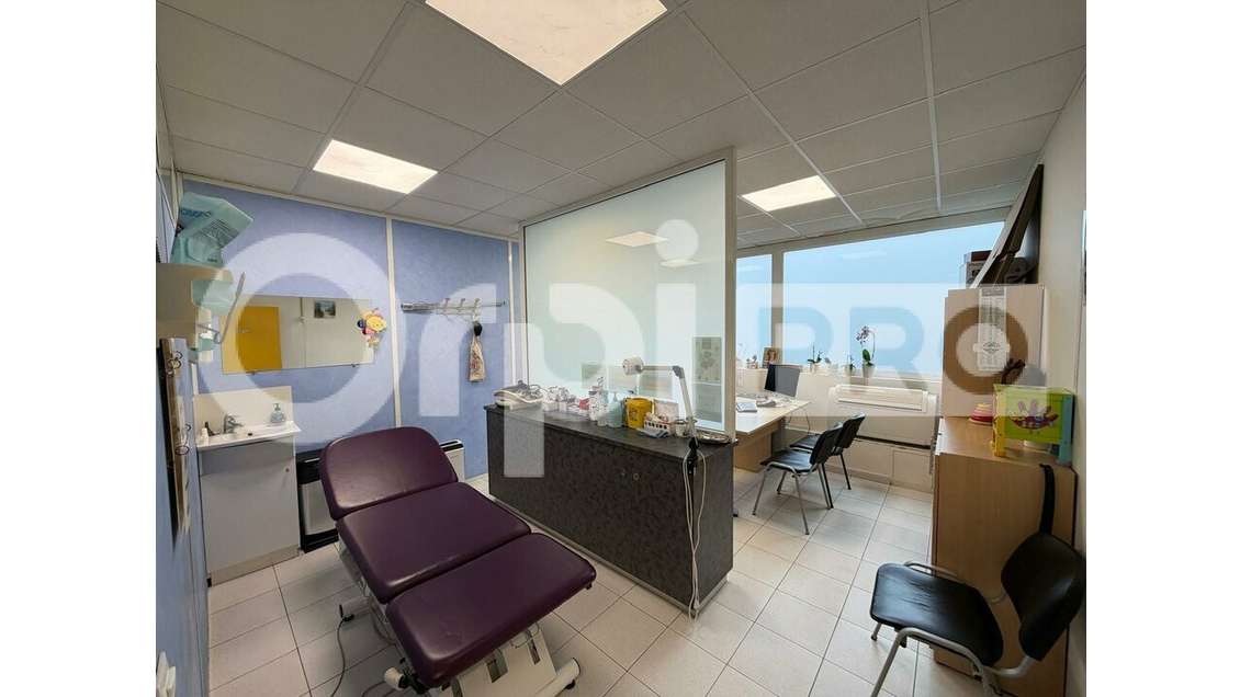 Vente local commercial 254m² à St Michel sur Orge