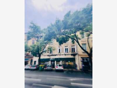 Vente local commercial 1348m² à Bordeaux Tribunal