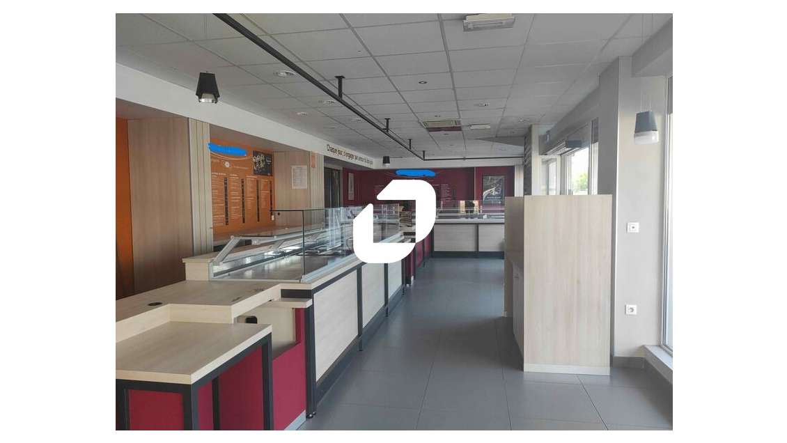 Vente Local commercial 243m² Agde