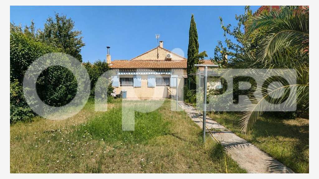 Local commercial 192m² à vendre à Agde 