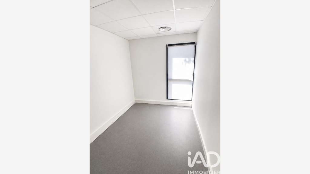 Vente murs commerciaux 35m² à Aigues-Mortes