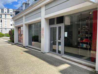 A vendre local commercial 65m² à Aix les Bains