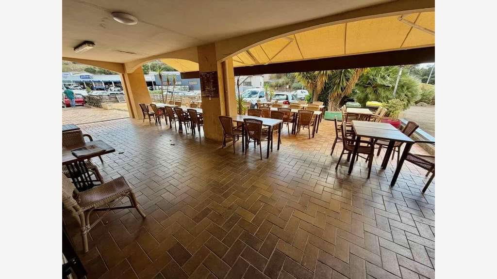 Vente local commercial brasserie 113m² à Ajaccio