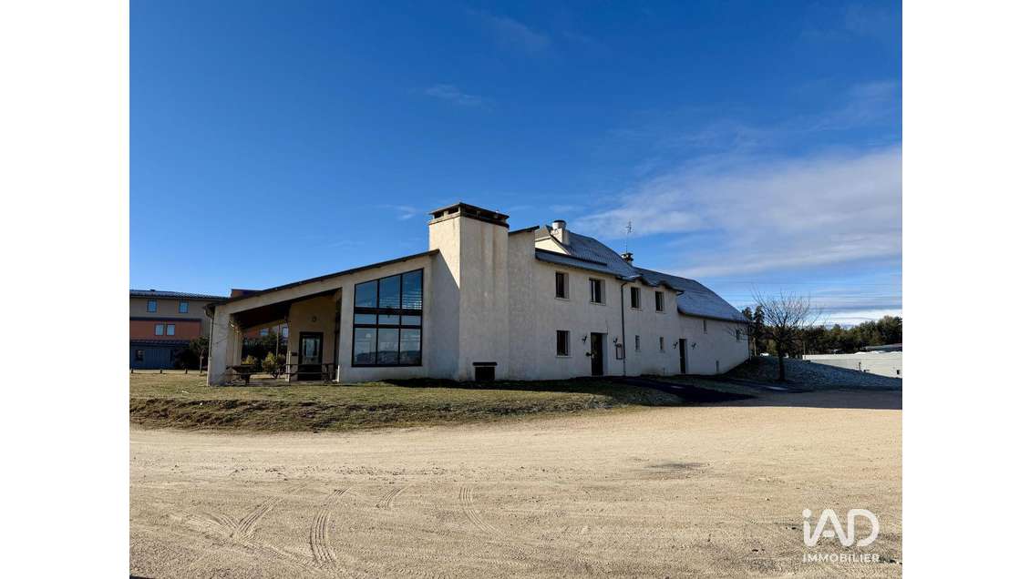 Murs commerciaux à Albaret-Sainte-Marie