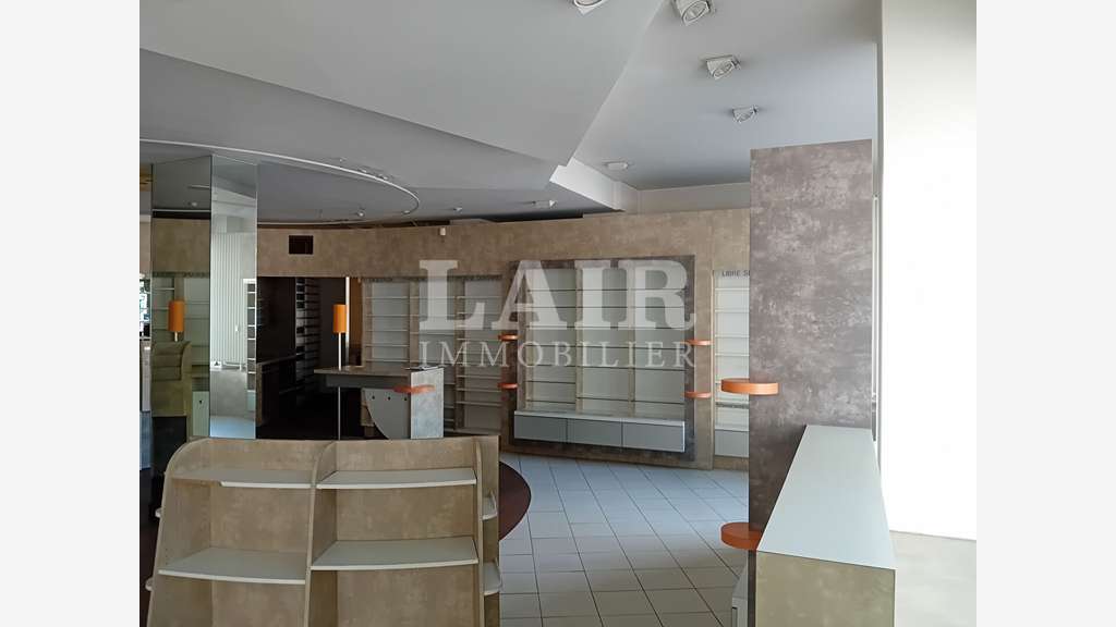 AV local 115m² + appart quartier vivant d'Alençon