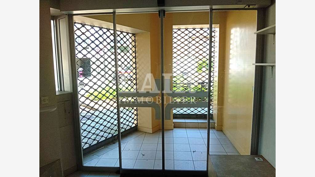 AV local 115m² + appart quartier vivant d'Alençon