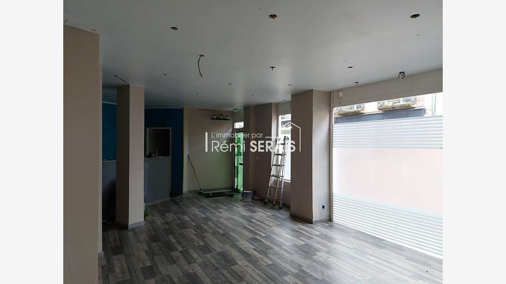 Vente local commercial 50m² à Alençon centre