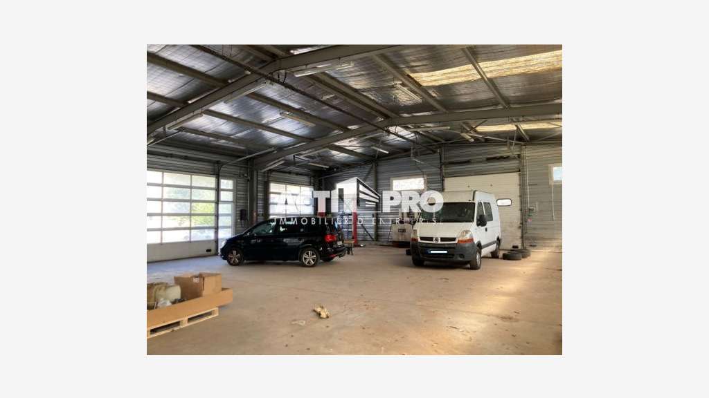 Vente local d'activité de 450m² à Amélie-Les-Bains