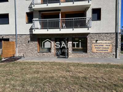 Vente local cial 160m² empl exceptionnel à Ancelle