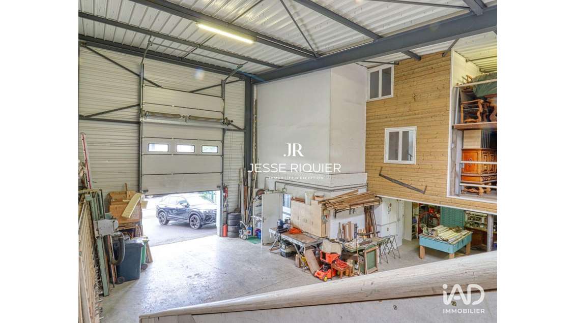 Local commercial à Andilly