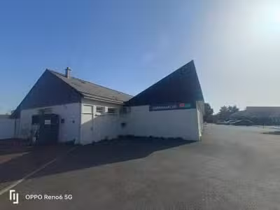 Locaux commerciaux à vendre proche de ANGERS (49)