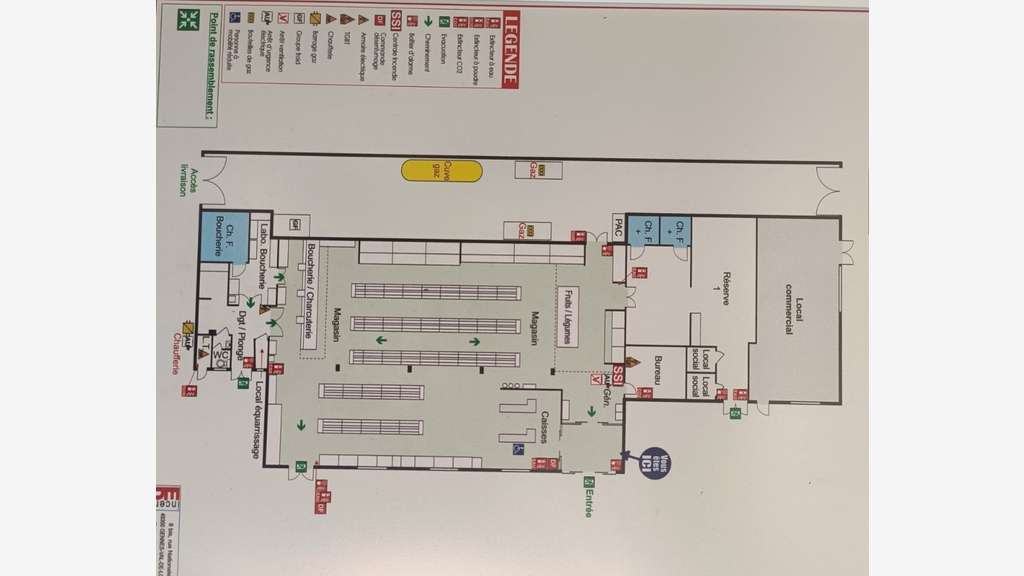 Locaux commerciaux 885m² à vendre proche de Angers