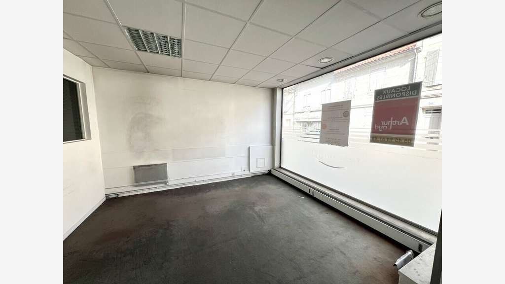 Local commercial à vendre à Angoulême Victor Hugo