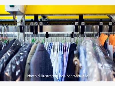ANNECY 74000 MUR LOCAL COMMERCIAL 45 M² PRESSING