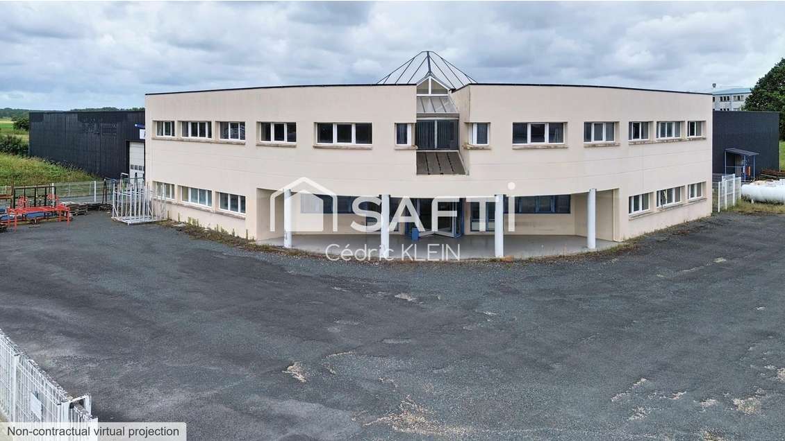 Vente local industriel avec terrain à Ardentes