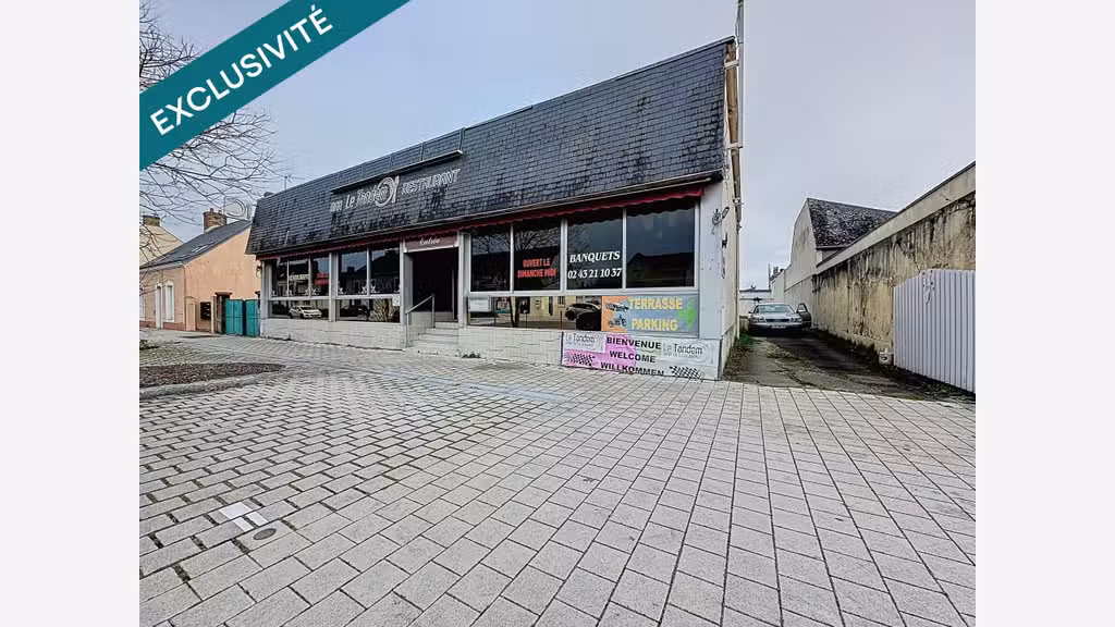 Locaux modulables 51m² axe très fréquenté à Arnage