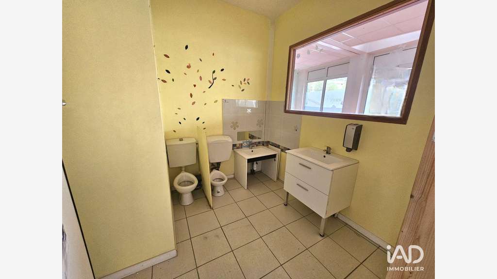 Vente murs commerciaux 156m² à Asnières-sur-Seine 