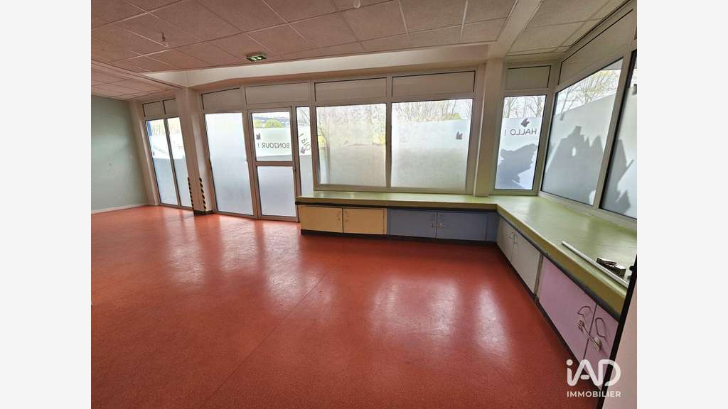 Vente murs commerciaux 156m² à Asnières-sur-Seine 