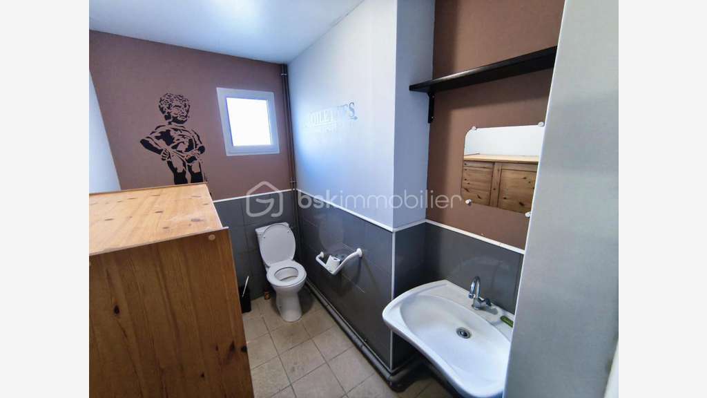 Local 170m² avec fort potentiel à Athée-sur-Cher