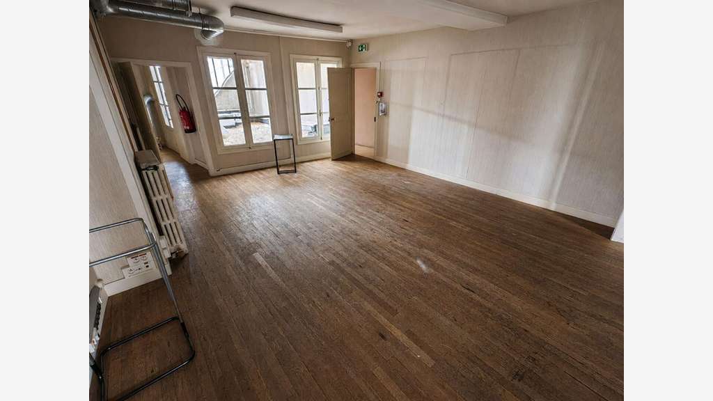 Vente immeuble mixte 160m² centre Aubigny-sur-Nère