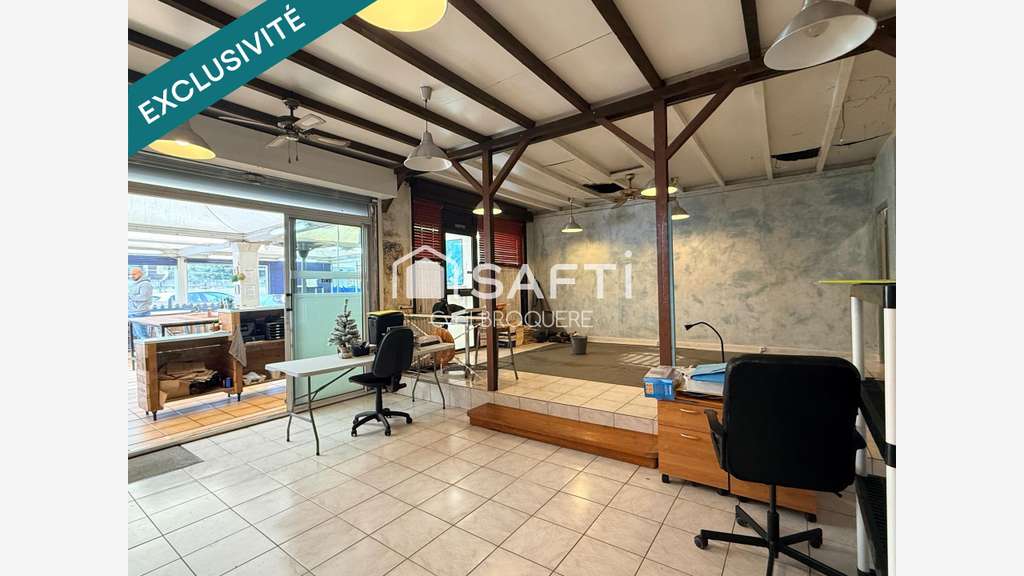 Vente local commercial 200m² à Auch