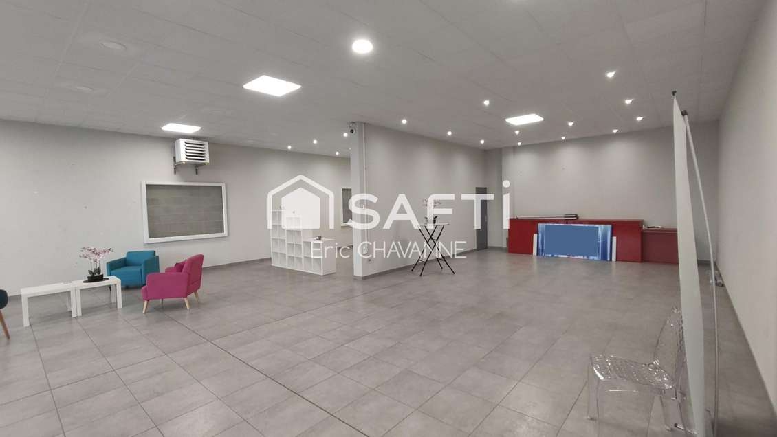 Vente local commercial 432m² proche Montbéliard
