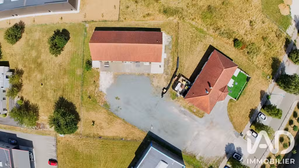 Vente ensemble immobilier de 218m² à Auneau