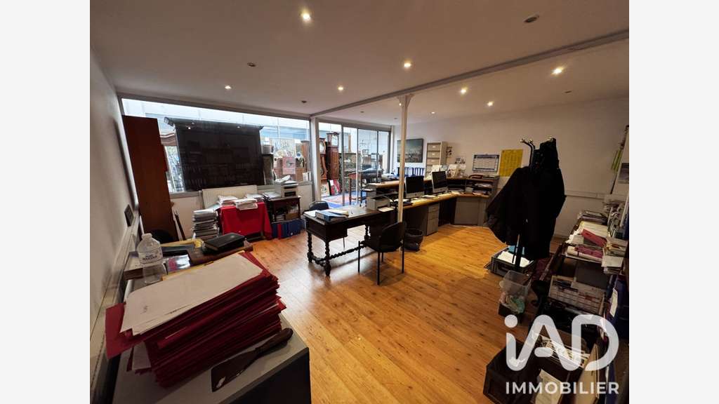 Vente local 1103m² à Auvers-sur-Oise