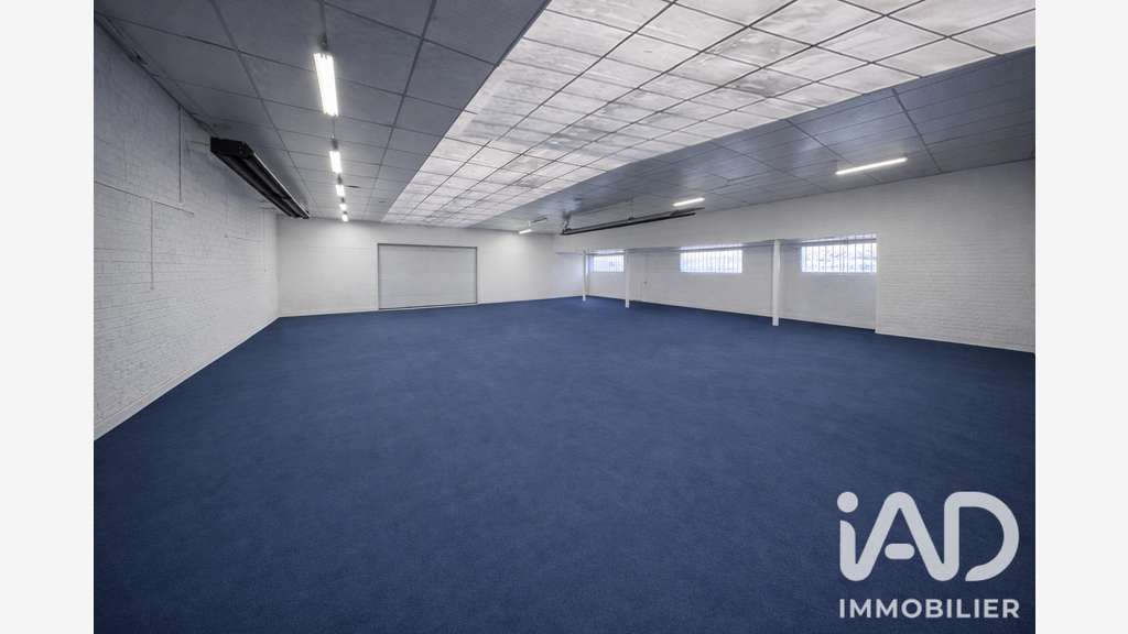 Vente local 1103m² à Auvers-sur-Oise